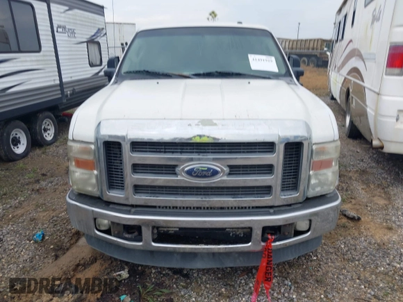 2010 Ford Super Duty F-250 SRW XL with VIN 1FTSW2BR5AEA13152, listed as a IAAI auction lot 41491929 with 310,807 mi miles. Bid and sale history available at carsss.com. Image 12.