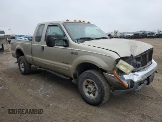 2001 Ford Super Duty F-250 XL with VIN 1FTNX21F11EA22593, listed as a Copart auction lot 43002145 with 213,819 mi miles and Salvage Title. Bid and sale history available at carsss.com. Image 4.