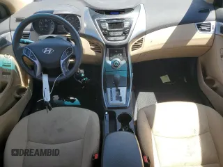 2013 Hyundai Elantra GLS z VIN 5NPDH4AE1DH374119, wystawiony jako Copart lot #56382775 z przebiegiem 118 116 mil mil oraz Szkoda całkowita • Salvage title. Historia ofert i sprzedaży dostępna na DreamBid. Obrazek 8.