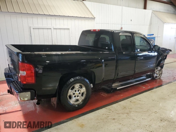 2008 Chevrolet Silverado 1500 1LT with VIN 2GCEK19J081129728, listed as a Copart auction lot 52635075 with 106,412 mi miles and Salvage Title. Bid and sale history available at DreamBid. Image 3.