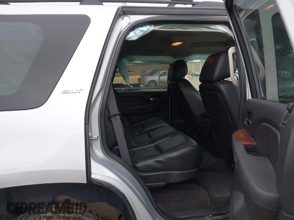 2013 GMC Yukon SLT with VIN 1GKS2CE07DR315820, listed as a IAAI auction lot 41653433 with 137,491 mi miles. Bid and sale history available at carsss.com. Image 8.