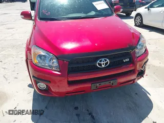 2011 Toyota RAV4 Sport with VIN JTMRK4DV3B5100002, listed as a IAAI auction lot 42030293 with 80,599 mi miles. Bid and sale history available at carsss.com. Image 21.