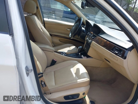 2011 BMW 3 Series 328i xDrive with VIN WBAPK5G50BNN29913, listed as a IAAI auction lot 42530235 with 206,247 mi miles and . Bid and sale history available at DreamBid. Image 5.