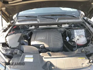 2022 Audi Q5 S line Premium z VIN WA1GAAFY0N2140330, wystawiony jako IAAI lot #41756318 z przebiegiem 39 165 mil mil oraz . Historia ofert i sprzedaży dostępna na DreamBid. Obrazek 10.