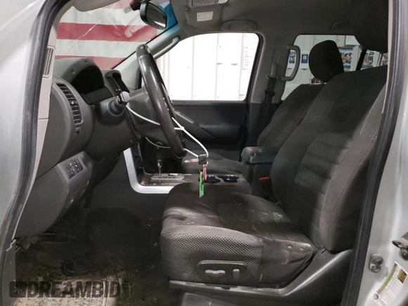 2012 Nissan Pathfinder SV z VIN 5N1AR1NBXCC603126, wystawiony jako Copart lot #55483775 z przebiegiem 100 137 mil mil oraz Szkoda całkowita • Salvage title. Historia ofert i sprzedaży dostępna na DreamBid. Obrazek 7.