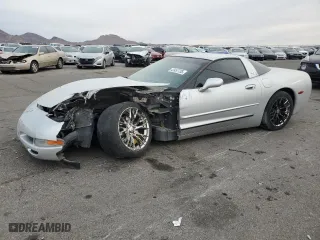 2003 Chevrolet Corvette with VIN 1G1YY22G135108015, listed as a Copart auction lot 42457735 with 92,269 mi miles and Salvage Title. Bid and sale history available at carsss.com. Image 1.