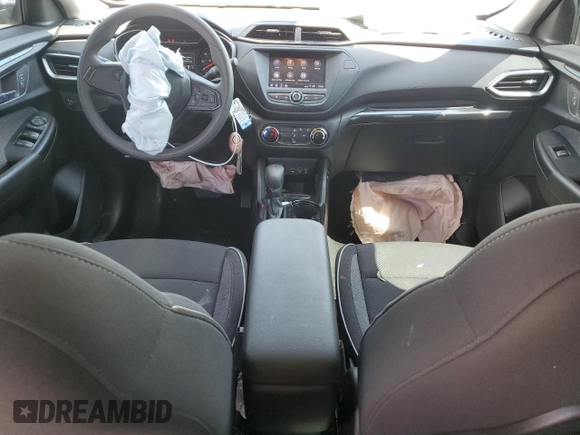 2021 Chevrolet TrailBlazer LS with VIN KL79MMS28MB104034, listed as a Copart auction lot 62546924 with 45,753 mi miles and Salvage Title. Bid and sale history available at DreamBid. Image 8.