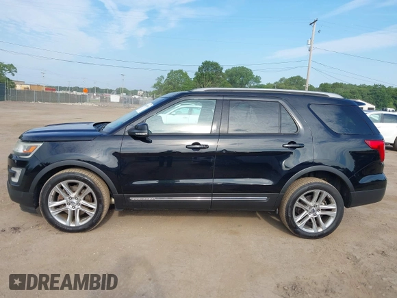 2017 Ford Explorer XLT with VIN 1FM5K8D82HGB44971, listed as a IAAI auction lot 42501912 with 117,202 mi miles and . Bid and sale history available at DreamBid. Image 14.