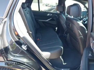 2021 BMW X5 xDrive40i with VIN 5UXCR6C02M9F86589, listed as a IAAI auction lot 42323169 with 44,291 mi miles and . Bid and sale history available at DreamBid. Image 8.