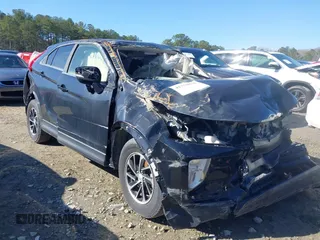 2020 Mitsubishi Eclipse Cross ES z VIN JA4AS3AA3LZ028330, wystawiony jako IAAI lot #41770820 z przebiegiem 62 067 mil mil oraz . Historia ofert i sprzedaży dostępna na DreamBid. Obrazek 1.