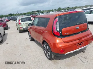 2018 Kia Soul + with VIN KNDJP3A5XJ7562086, listed as a IAAI auction lot 42141583 with 71,238 mi miles. Bid and sale history available at carsss.com. Image 3.
