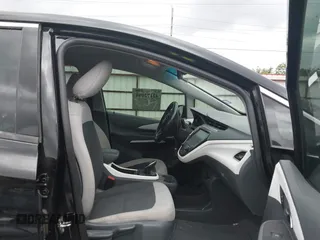 2020 Chevrolet Bolt EV LT z VIN 1G1FY6S08L4106463, wystawiony jako IAAI lot #42172094 z przebiegiem Nie podano mil oraz . Historia ofert i sprzedaży dostępna na DreamBid. Obrazek 5.