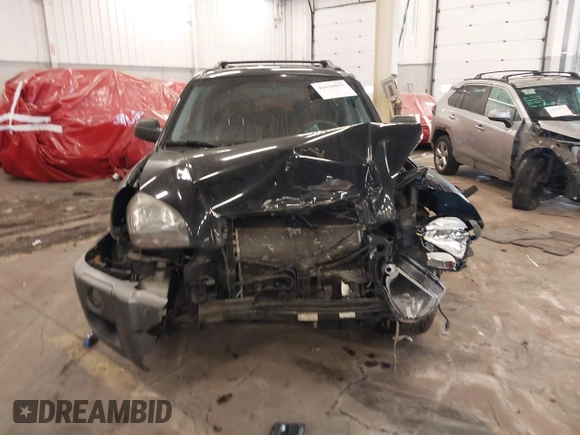 2007 Hyundai Tucson SE with VIN KM8JN72D47U670938, listed as a IAAI auction lot 41620857 with 129,769 mi miles and . Bid and sale history available at DreamBid. Image 13.