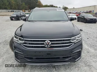 2023 Volkswagen Tiguan SEL R-Line with VIN 3VV4B7AX6PM020956, listed as a Copart auction lot 79680384 with 31,220 mi miles and Salvage title. Bid and sale history available at DreamBid. Image 5.