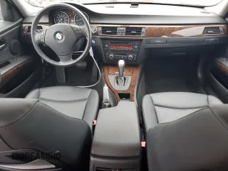 2009 BMW 3 Series 328i with VIN WBAPH535X9A437259, listed as a Copart auction lot 52647055 with 97,704 mi miles and Salvage title. Bid and sale history available at DreamBid. Image 8.
