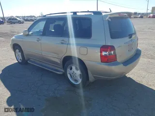 2005 Toyota Highlander with VIN JTEDP21A650067916, listed as a IAAI auction lot 41344358 with 1 mi miles. Bid and sale history available at carsss.com. Image 3.