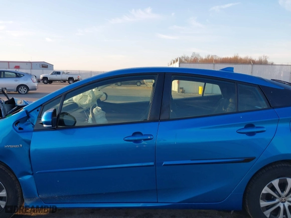 2019 Toyota Prius LE with VIN JTDL9RFU2K3013061, listed as a IAAI auction lot 41797721 with 122,721 mi miles. Bid and sale history available at carsss.com. Image 15.