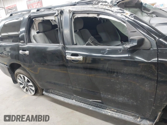 2016 Toyota Sequoia SR5 with VIN 5TDBW5G13GS130820, listed as a IAAI auction lot 41856320 with 1 mi miles. Bid and sale history available at carsss.com. Image 13.
