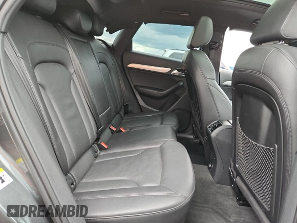 2018 Audi Q3 Premium z VIN WA1BCCFS3JR015478, wystawiony jako Copart lot #59613945 z przebiegiem 96 841 mil mil oraz Szkoda całkowita • Salvage title. Historia ofert i sprzedaży dostępna na DreamBid. Obrazek 11.