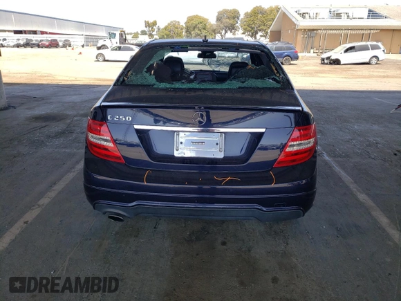 2013 Mercedes-Benz C 250 Sport с VIN WDDGF4HB1DA751415, выставлен на аукционе Copart как лот 60833735 с пробегом Не указан миль и Списание • Salvage title. История ставок и продаж доступна на DreamBid. Изображение 6.