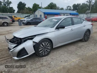 2024 Nissan Altima SV with VIN 1N4BL4DV7RN403959, listed as a Copart auction lot 62594215 with 19,655 mi miles and Salvage title. Bid and sale history available at DreamBid. Image 1.