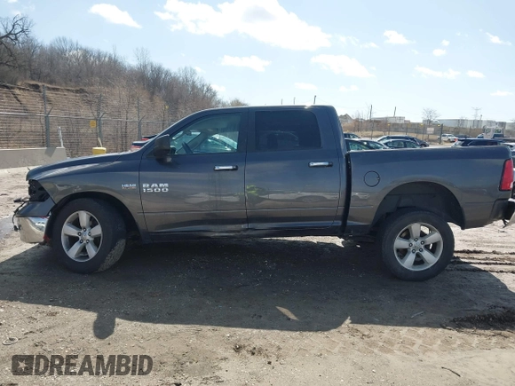 2017 Ram 1500 Big Horn z VIN 1C6RR7LT2HS766282, wystawiony jako IAAI lot #41868659 z przebiegiem 133 887 mil mil oraz . Historia ofert i sprzedaży dostępna na DreamBid. Obrazek 14.