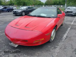 1994 Pontiac Firebird Formula z VIN 2G2FV22P2R2250731, wystawiony jako IAAI lot #42197238 z przebiegiem 97 175 mil mil oraz . Historia ofert i sprzedaży dostępna na DreamBid. Obrazek 2.
