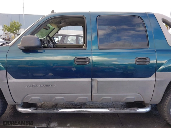 2006 Chevrolet Avalanche Z71 with VIN 3GNEK12Z36G131825, listed as a IAAI auction lot 41095431 with 349,879 mi miles. Bid and sale history available at carsss.com. Image 14.