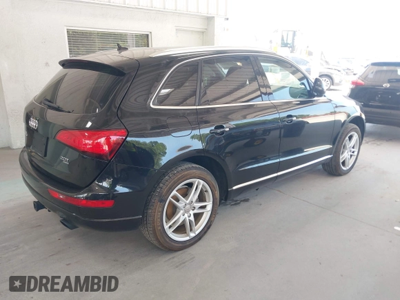 2014 Audi Q5 Premium Plus z VIN WA1LFAFP9EA085812, wystawiony jako IAAI lot #42275423 z przebiegiem 149 694 mil mil oraz . Historia ofert i sprzedaży dostępna na DreamBid. Obrazek 4.