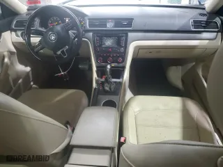 2014 Volkswagen Passat SE with VIN 1VWBP7A34EC003699, listed as a Copart auction lot 49218125 with 107,916 mi miles and Salvage Title. Bid and sale history available at carsss.com. Image 8.