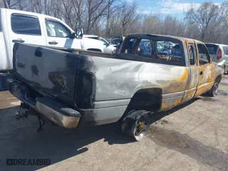 2002 Dodge Ram 2500 with VIN 3B7KF23Z82M265794, listed as a IAAI auction lot 41839111 with 1 mi miles. Bid and sale history available at carsss.com. Image 4.