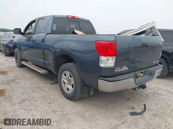 2010 Toyota Tundra z VIN 5TFUW5F10AX137509, wystawiony jako IAAI lot #42061138 z przebiegiem 139 128 mil mil oraz . Historia ofert i sprzedaży dostępna na DreamBid. Obrazek 3.