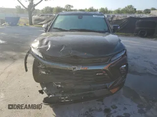 2023 Chevrolet Blazer RS z VIN 3GNKBERS3PS190889, wystawiony jako Copart lot #51268455 z przebiegiem 27 921 mil mil oraz Nie do naprawy • Non repairable. Historia ofert i sprzedaży dostępna na DreamBid. Obrazek 5.