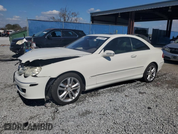 2008 Mercedes-Benz CLK 350 с VIN WDBTJ56H08F250107, выставлен на аукционе Copart как лот 44010495 с пробегом 170 986 миль миль и Списание • Salvage title. История ставок и продаж доступна на DreamBid. Изображение 1.