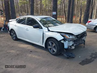 2019 Nissan Altima SR with VIN 1N4BL4CV4KC148593, listed as a IAAI auction lot 41887662 with 65,025 mi miles and . Bid and sale history available at DreamBid. Image 1.