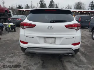 2017 Hyundai Tucson Value with VIN KM8J33A28HU301869, listed as a IAAI auction lot 41288511 with 111,143 mi miles. Bid and sale history available at carsss.com. Image 16.