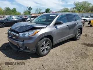 2016 Toyota Highlander XLE z VIN 5TDJKRFH4GS505627, wystawiony jako Copart lot #56108135 z przebiegiem 111 394 mil mil oraz Szkoda całkowita • Salvage title. Historia ofert i sprzedaży dostępna na DreamBid. Obrazek 1.