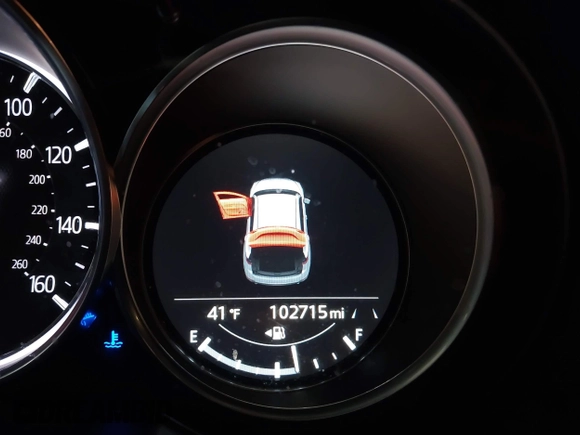2018 Mazda CX-5 Touring with VIN JM3KFBCM7J0430425, listed as a IAAI auction lot 41524553 with 102,715 mi miles. Bid and sale history available at carsss.com. Image 14.