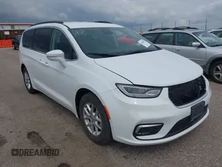 2022 Chrysler Pacifica Touring L with VIN 2C4RC1BG5NR170186, listed as a IAAI auction lot 41422057 with 71,204 mi miles and . Bid and sale history available at DreamBid. Image 1.