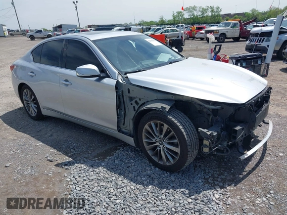 2018 Infiniti Q50 Luxe with VIN JN1EV7AP5JM353956, listed as a IAAI auction lot 42082832 with 95,160 mi miles and . Bid and sale history available at carsss.com. Image 1.