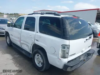 2001 Chevrolet Tahoe LT with VIN 1GNEC13T91R135247, listed as a IAAI auction lot 41930276 with 266,050 mi miles. Bid and sale history available at carsss.com. Image 6.
