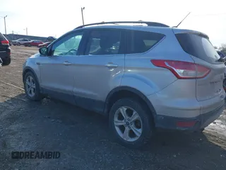 2013 Ford Escape SE with VIN 1FMCU9G98DUD51808, listed as a IAAI auction lot 41527022 with 141,471 mi miles. Bid and sale history available at carsss.com. Image 3.