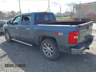 2009 Chevrolet Silverado 1500 LT with VIN 3GCEK23389G168995, listed as a IAAI auction lot 41923951 with 162,623 mi miles and . Bid and sale history available at DreamBid. Image 3.