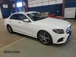 2017 Mercedes-Benz E-Class E 300 Luxury with VIN WDDZF4KB4HA162236, listed as a Copart auction lot 52785955 with 175,641 mi miles and Clean Title. Bid and sale history available at carsss.com. Image 4.