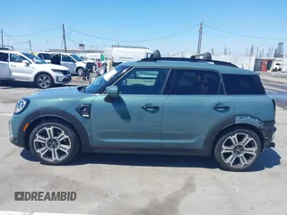2022 MINI Countryman Cooper S with VIN WMZ53BR03N3N90132, listed as a IAAI auction lot 42228990 with 49,017 mi miles and . Bid and sale history available at DreamBid. Image 15.