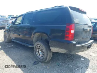 2007 Chevrolet Suburban LTZ with VIN 1GNFK16307J125636, listed as a IAAI auction lot 42622246 with Not provided miles and . Bid and sale history available at DreamBid. Image 3.