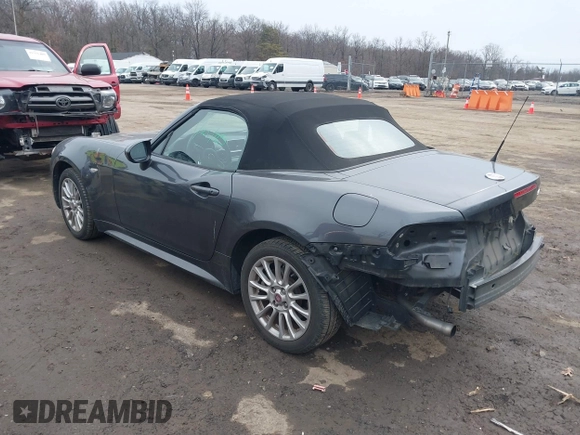 2017 FIAT 124 Spider Elaborazione Abarth z VIN JC1NFAEK8H0106578, wystawiony jako IAAI lot #41553055 z przebiegiem 52 803 mil mil oraz . Historia ofert i sprzedaży dostępna na DreamBid. Obrazek 3.
