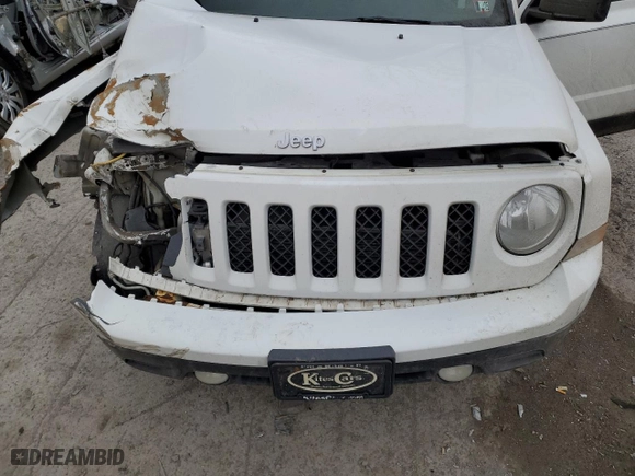 2012 Jeep Patriot Sport with VIN 1C4NJRBB8CD564045, listed as a Copart auction lot 48131865 with 122,352 mi miles and Salvage Title. Bid and sale history available at carsss.com. Image 12.
