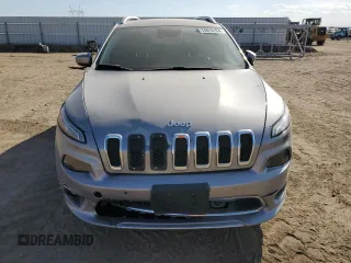 2017 Jeep Cherokee Overland с VIN 1C4PJLJS0HW574622, выставлен на аукционе Copart как лот 74615164 с пробегом 93 945 миль миль и Списание • Salvage title. История ставок и продаж доступна на DreamBid. Изображение 5.