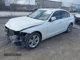 2018 BMW 3 Series 330i xDrive with VIN WBA8D9G52JNU68682, listed as a IAAI auction lot 41421618 with 117,301 mi miles and . Bid and sale history available at DreamBid. Image 2.